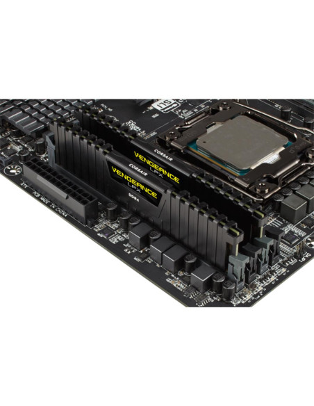 Memorii RAM Desktop CORSAIR Memorie RAM Corsair Vengeance LPX, 32GB DDR4, 2666MHz, CL16