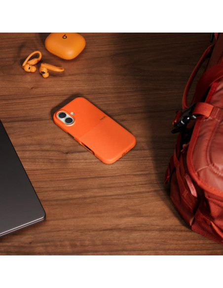 Accesorii APPLE Beats iPhone 17 Pro Rugged Case with MagSafe and Camera Control - Sierra Orange